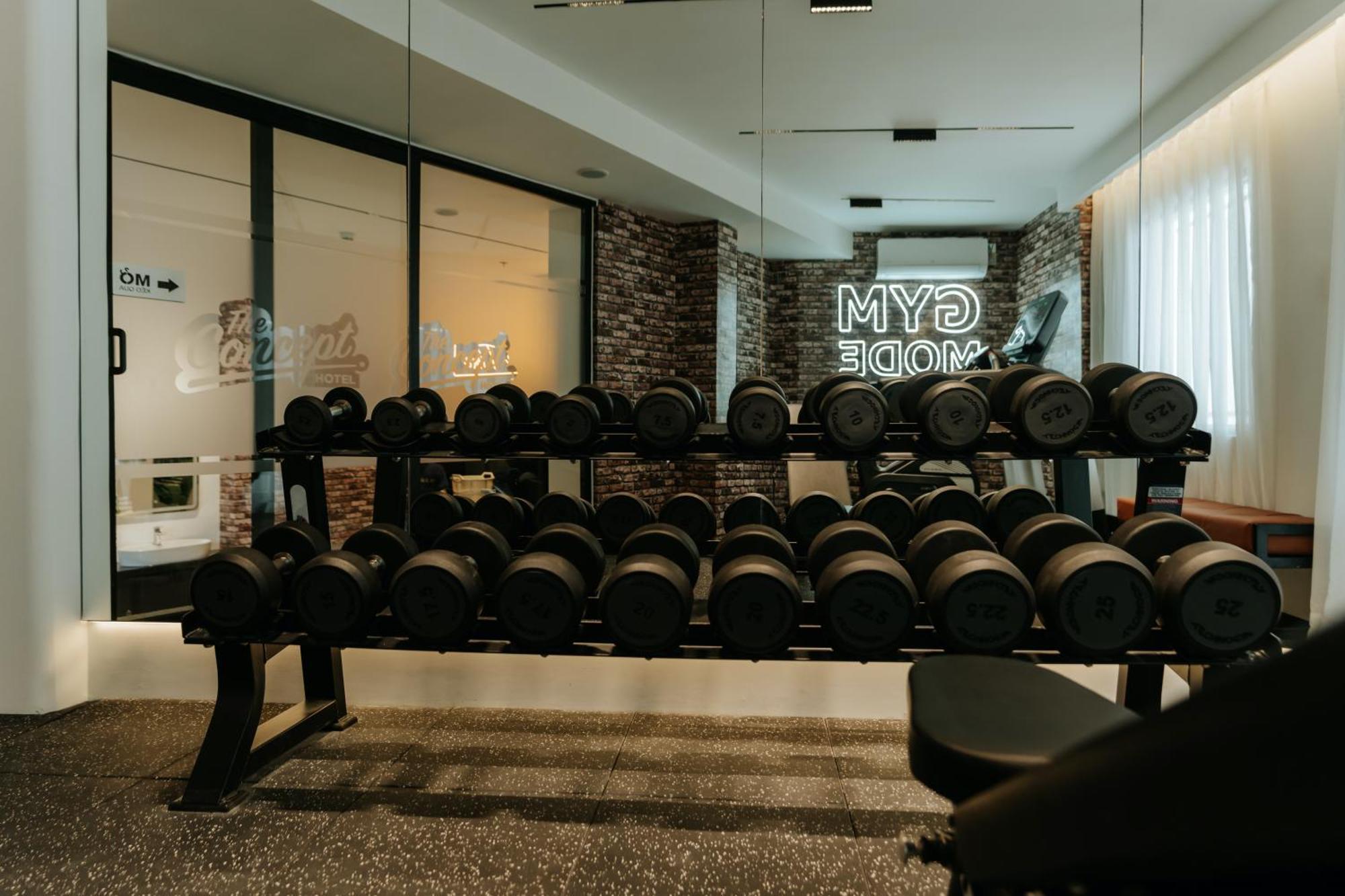 The Concept Hotel- City Center Хошимин Экстерьер фото
