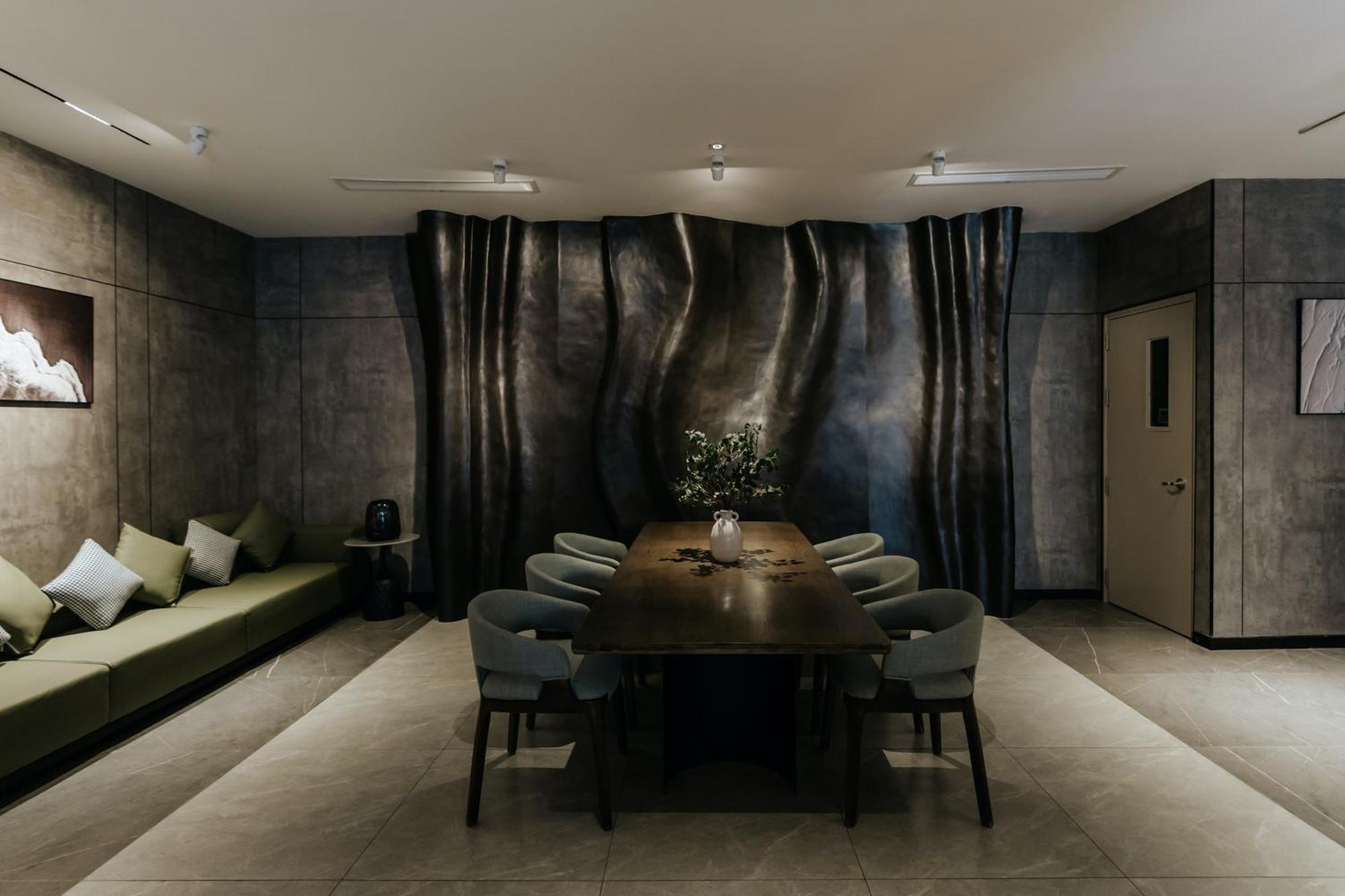 The Concept Hotel- City Center Хошимин Экстерьер фото